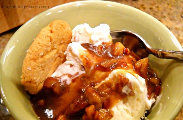 Southern praline sauce is served over ice cream, with a cookie on the side!