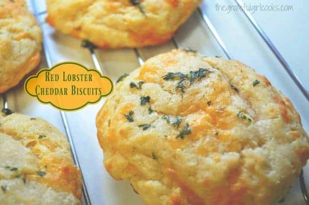 It's EASY to make this yummy copycat version of the popular cheesy, buttery Red Lobster Cheddar Biscuits at home in under 30 minutes.