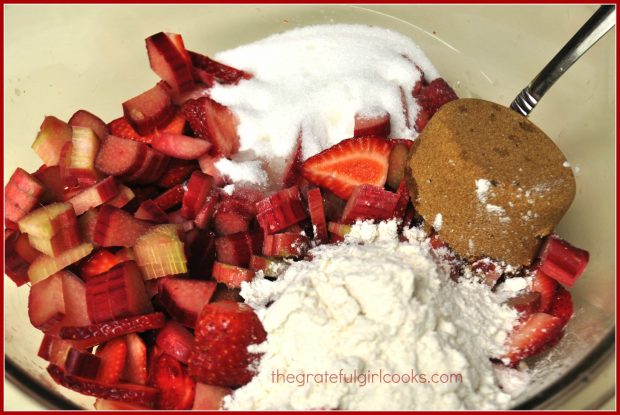 Strawberry-Rhubarb Pie / The Grateful Girl Cooks!