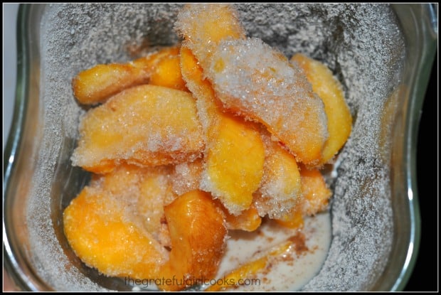 Frozen peaches are used to make the peach crumble smoothie.