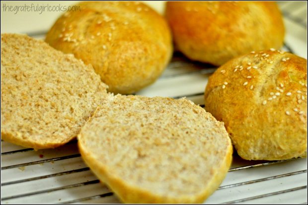 Homemade Hamburger Buns / The Grateful Girl Cooks!