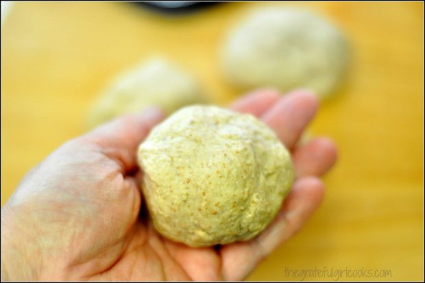 Homemade Hamburger Buns / The Grateful Girl Cooks!