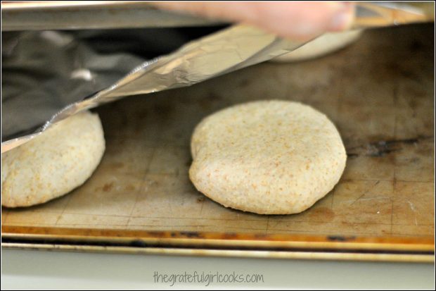 Homemade Hamburger Buns / The Grateful Girl Cooks!