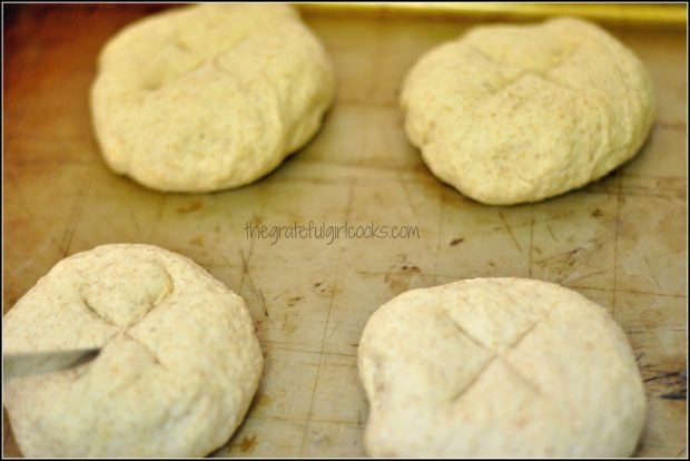 Homemade Hamburger Buns / The Grateful Girl Cooks!