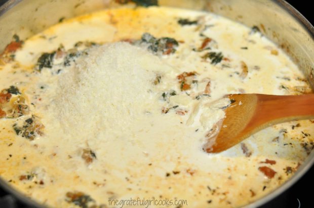 Cheese Tortellini in a Tomato-Spinach Cream Sauce / The Grateful Girl Cooks!