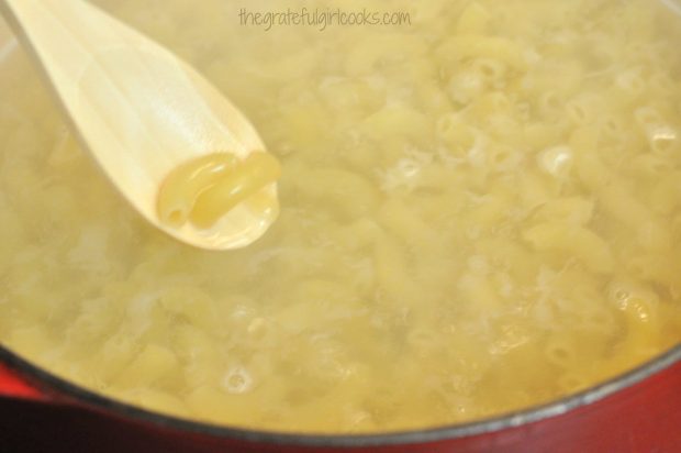 Cheesy Ham, Spinach & Macaroni Bake / The Grateful Girl Cooks!