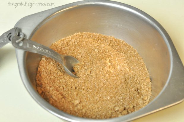 Cinnamon sugar topping for cinnamon crunch bagels is combined in small bowl.