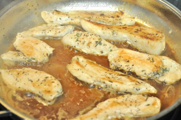 Rosemary Chicken With Caramelized Onion Wine Sauce / The Grateful Girl Cooks!