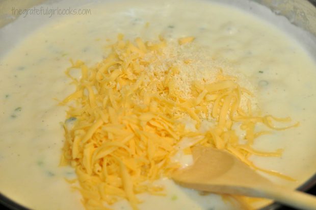 Macaroni and Cheese with Smoked Gouda and Spinach / The Grateful Girl Cooks!