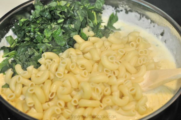 Macaroni and Cheese with Smoked Gouda and Spinach / The Grateful Girl Cooks!