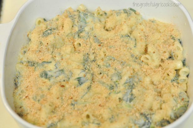 Macaroni and Cheese with Smoked Gouda and Spinach / The Grateful Girl Cooks!