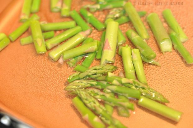 Asparagus is cooked for risotto