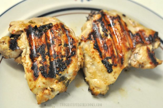 Grilled chicken thighs for salad