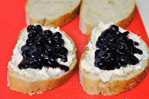 Blueberries and cream cheese filling on French bread slices