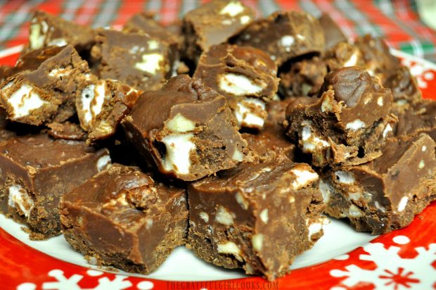Microwave rocky road fudge on a Christmas plate, ready to eat!