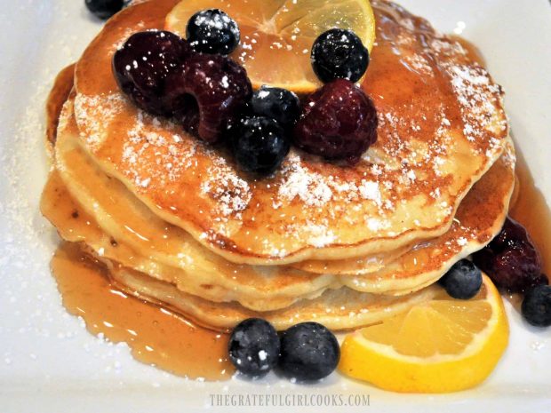 Lemon Ricotta Pancakes / The Grateful Girl Cooks!