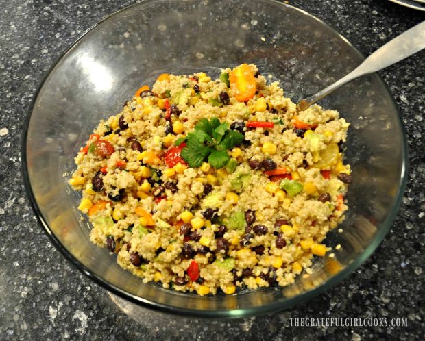Southwest Quinoa Salad / The Grateful Girl Cooks!