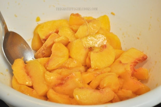 Sliced fresh peaches, ready for canning!