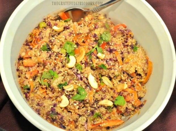 Thai quinoa salad with peanut sauce is ready to serve!