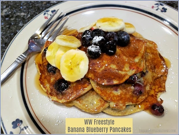 Delicious banana blueberry pancakes (6 ingredient) are made with NO flour, have GREAT flavor and ZERO points, if using Weight Watchers Freestyle plan.