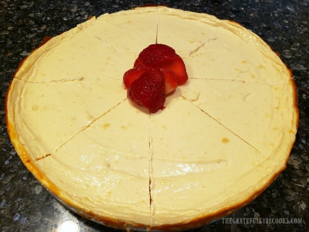 The baked Freestyle 0 point cheesecake is baked, refrigerated, then cut into 8 slices.