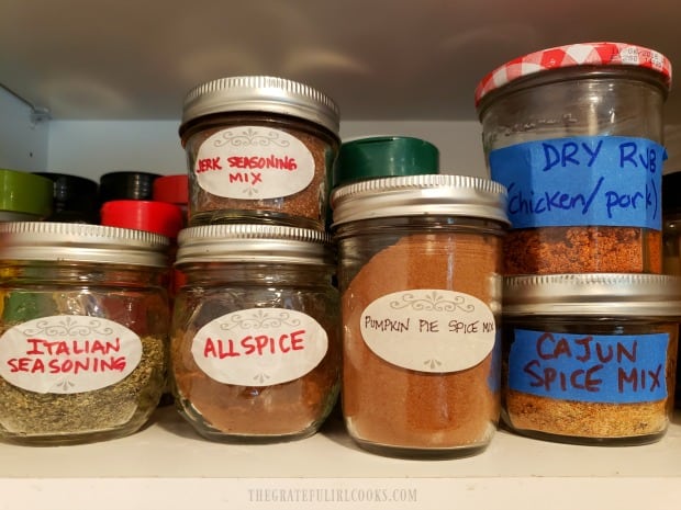 Store the Italian seasoning spice mix in pantry.