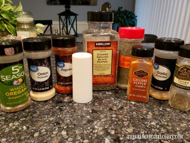 Poultry Seasoning - Easy Homemade Mix - TheCookful