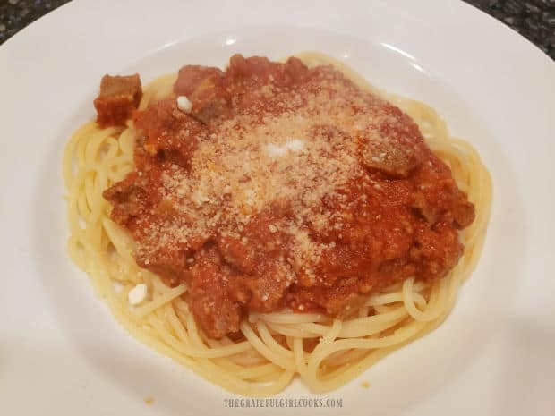 Leftover cheesy Italian meatloaf can be cubed and added to spaghetti sauce.