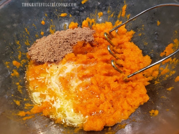 Brown sugar, spices and melted butter are combined with the creamy mashed butternut squash.
