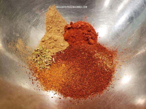 Chili powder, cumin, paprika, cayenne pepper and oregano are used to make spice mix for chili.
