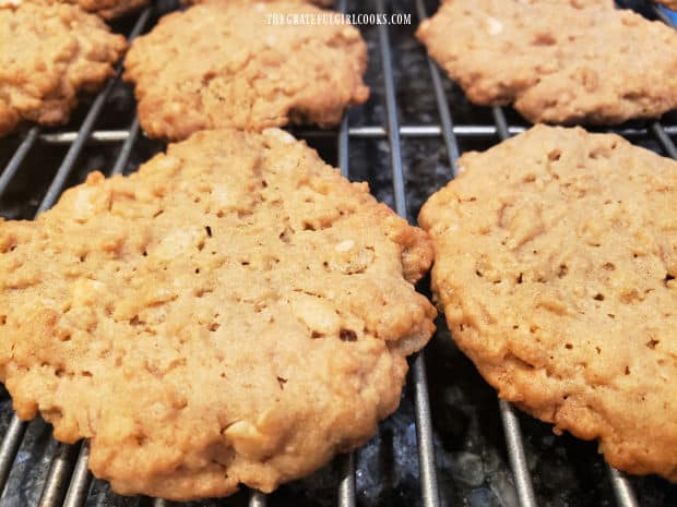 The peanut butter crunch cookies finish cooling on a wire rack.