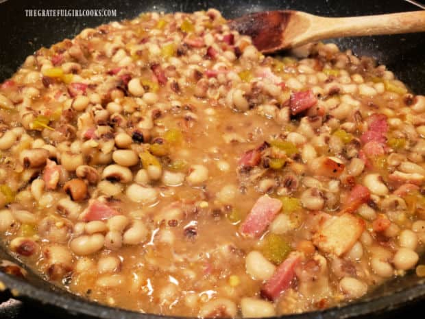 Southwest-Style Blackeyed Peas are cooked on Low heat until broth is absorbed.