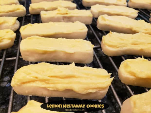 Lemon Meltaway Cookies are delicious, light and fluffy cookies with creamy lemon frosting that melt in your mouth as you eat them!