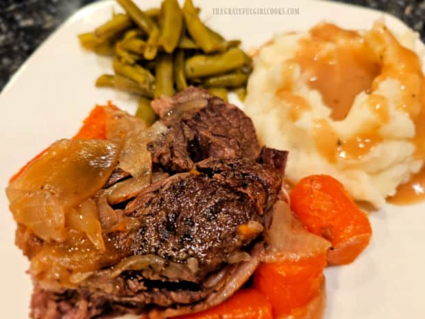 The classic pot roast, served with green beans, mashed potatoes & gravy.