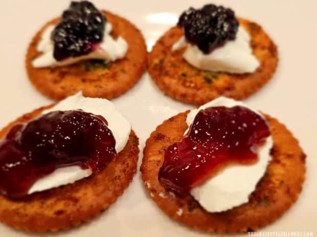 Garlic Parmesan Ritz Bites