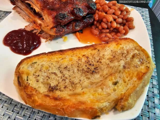 Cheddar Chive No-Knead Bread - The Grateful Girl Cooks! Toasted or broiled bread slice served along with BBQ ribs and baked beans.