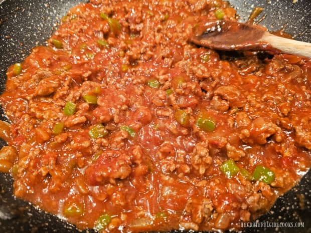 The sauce for Classic Sloppy Joes is heated for 7-8 minutes.