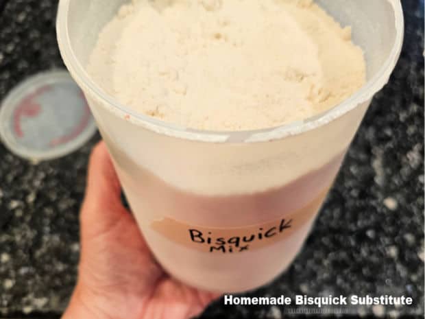 Make Homemade Bisquick Substitute in 10 minutes (only 5 ingredients)! Use this simple baking mix for biscuits, pancakes, etc. Yields 6 cups!