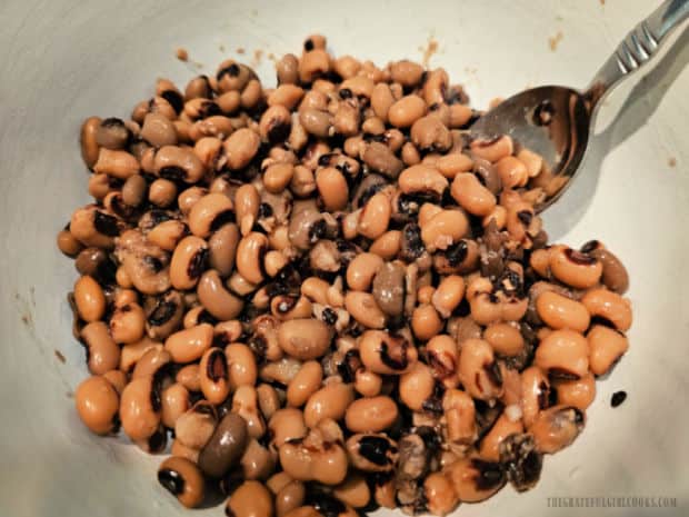 Texas Caviar - The Grateful Girl Cooks! Canned blackeye peas are rinsed and drained, then placed in bowl.